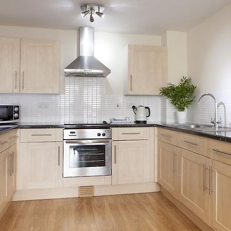 Cheltenham Plaza Apartments Ashchurch Zewnętrze zdjęcie