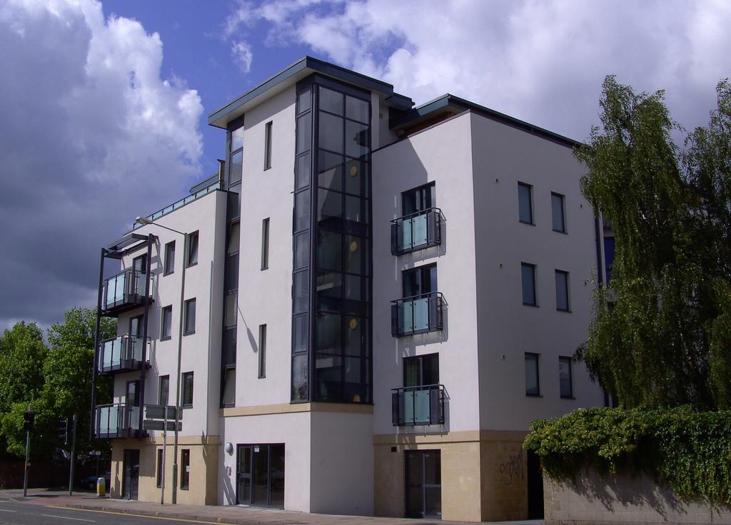 Cheltenham Plaza Apartments Ashchurch Zewnętrze zdjęcie