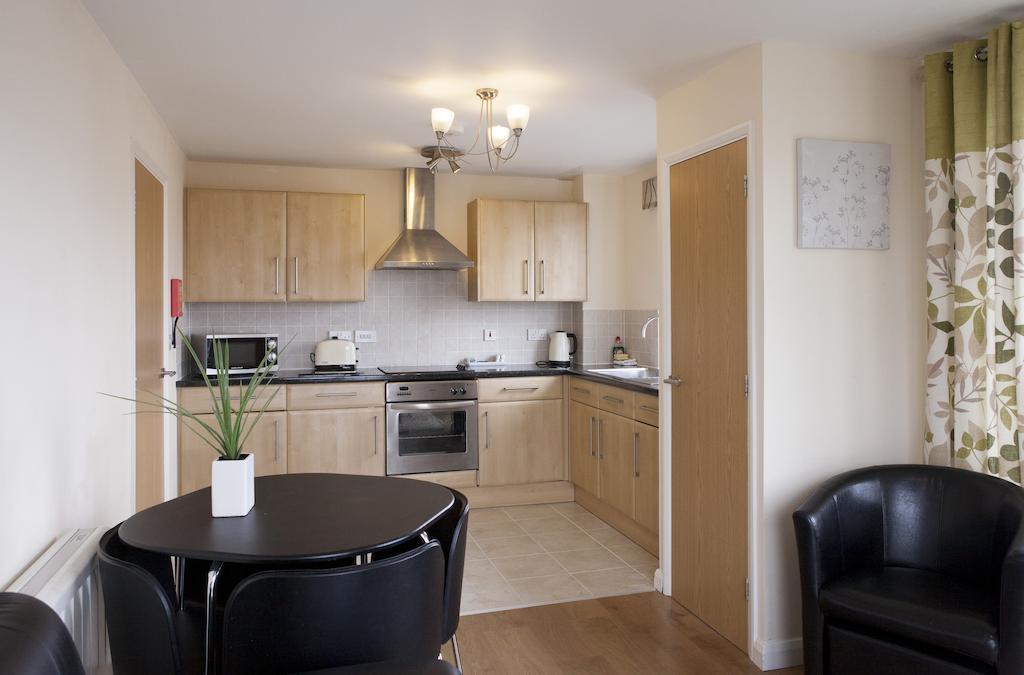 Cheltenham Plaza Apartments Ashchurch Zewnętrze zdjęcie